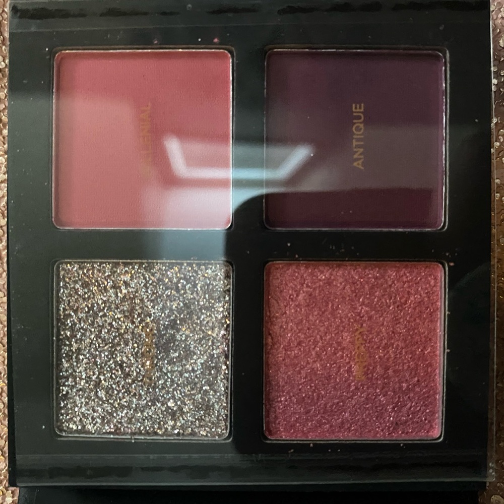 NWT-Peofusion EyeShadow Palette